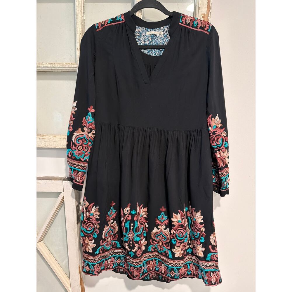 Floreat size XS embroidered mini dress with pockets